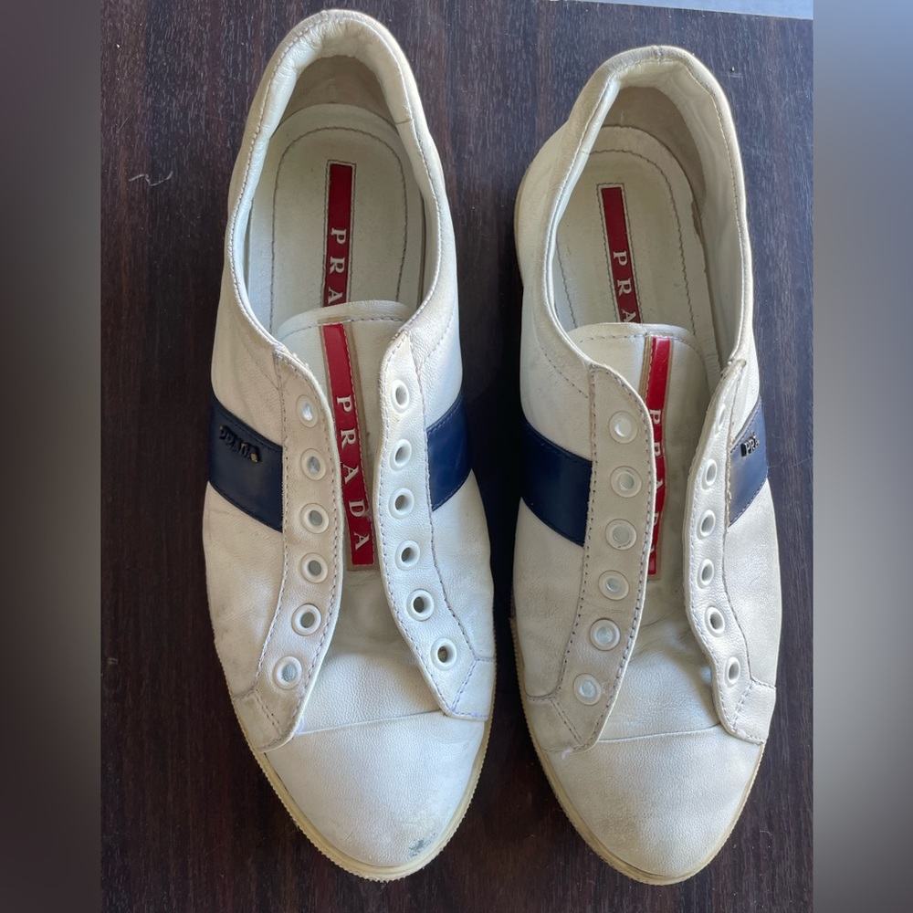 Excellent auth Prada Woman shoes
